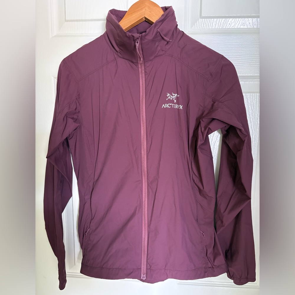 Arc'teryx Women's Plum windbreaker shell Jacket